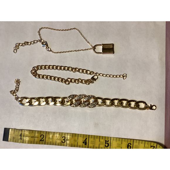 4411 (3) Vintage 80s Punk Gold Bracelets 1 Chunky & 1 Medium & 1 smaller W/Lock - Picture 4 of 5